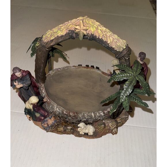 Nativity Center Piece Basket Mary Joseph Baby Jesus Lamb Kirklands 2002 - Picture 2 of 4